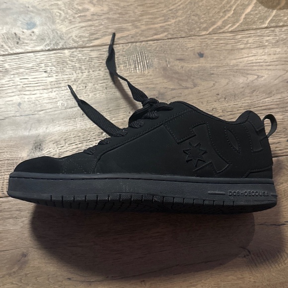 DC skater shoes - Picture 2 of 2